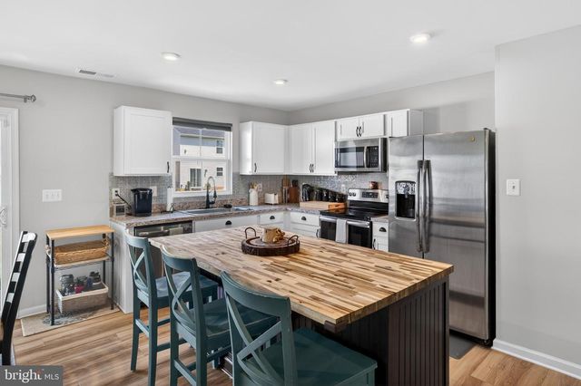 200 SALIDA TRL, Martinsburg, WV 25403