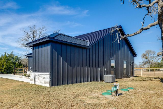 310 Sweet Gum Lane, Somerville, TX 77879
