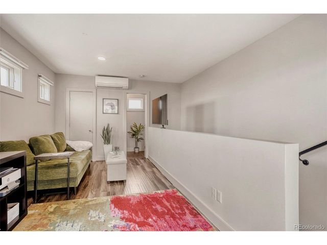 1562 S Lincoln St, Denver, CO 80210