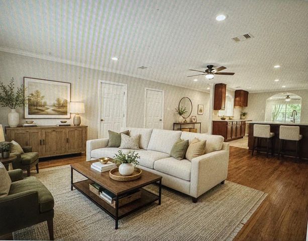 4725 9th Street A, Bacliff, TX 77518