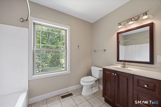 7 Pratt Lane, Wolcott, CT 06716