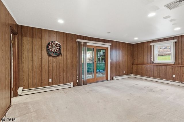 5 William Dr, Rockaway Boro, NJ 07866