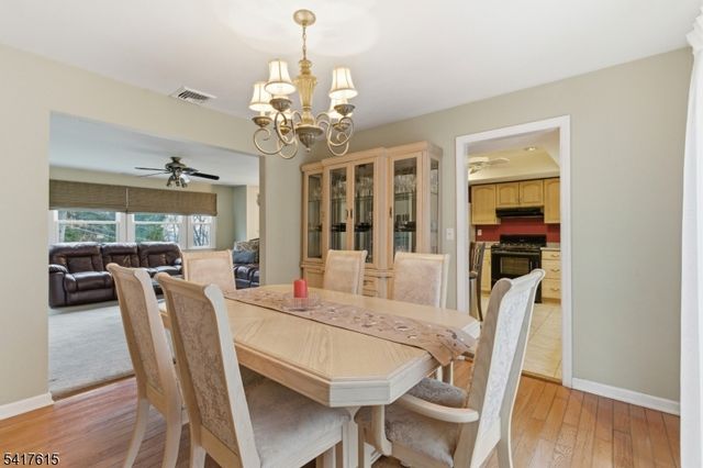 5 William Dr, Rockaway Boro, NJ 07866