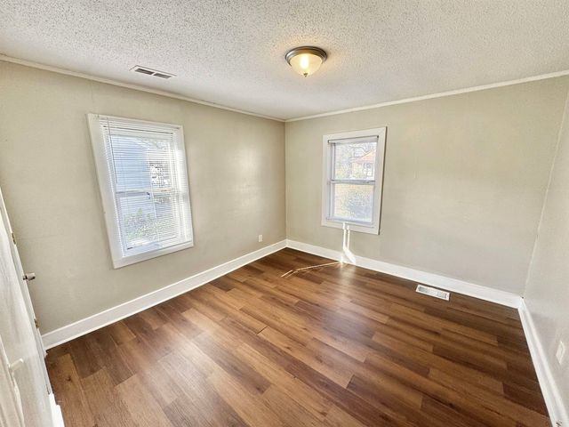 2071 HUBERT AVE, Memphis, TN 38108