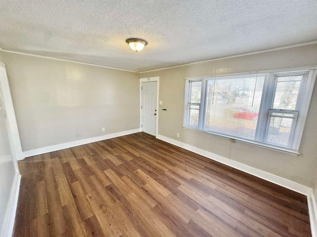 2071 HUBERT AVE, Memphis, TN 38108