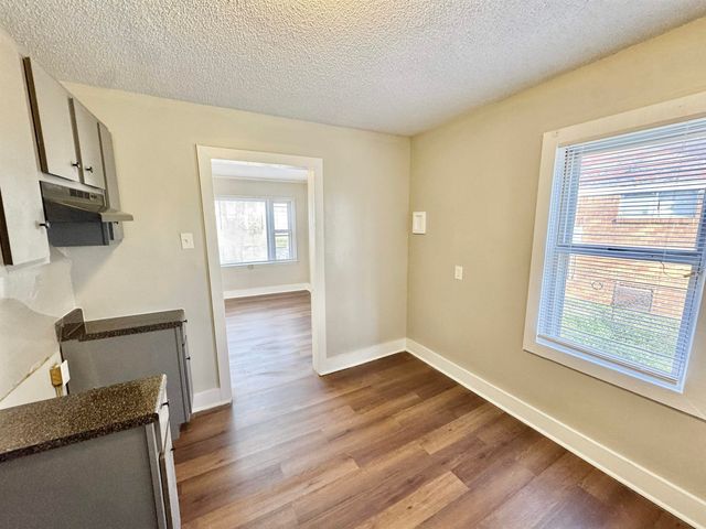 2071 HUBERT AVE, Memphis, TN 38108