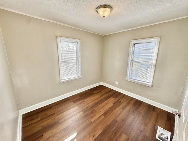 2071 HUBERT AVE, Memphis, TN 38108