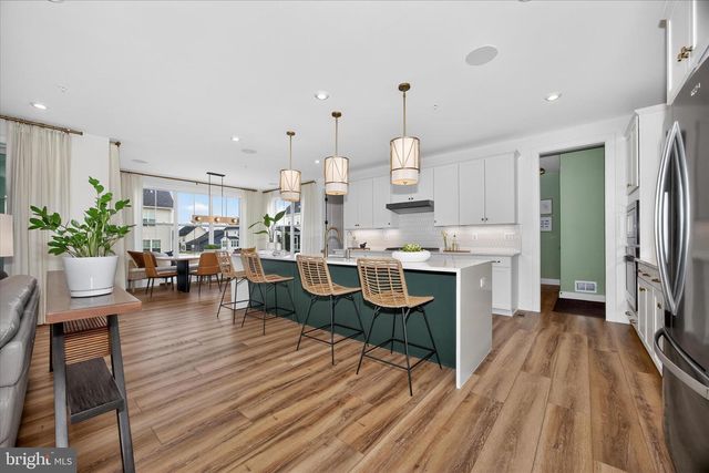 11072 EMERALD CROWN DR, Monrovia, MD 21770