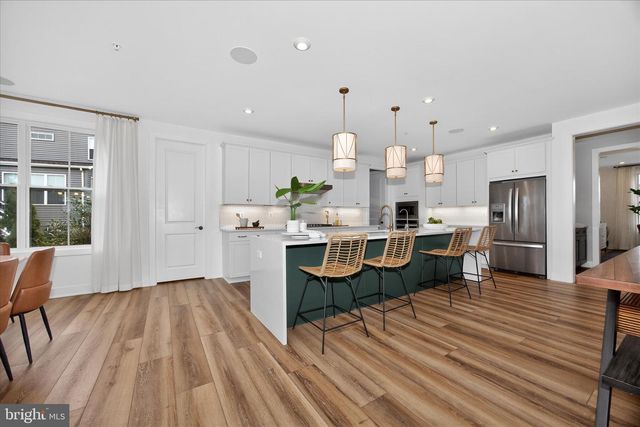 11072 EMERALD CROWN DR, Monrovia, MD 21770