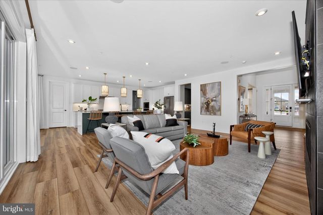 11072 EMERALD CROWN DR, Monrovia, MD 21770