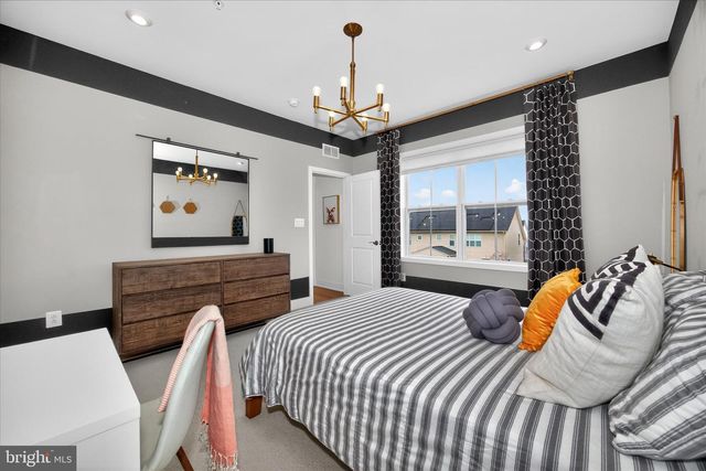 11072 EMERALD CROWN DR, Monrovia, MD 21770