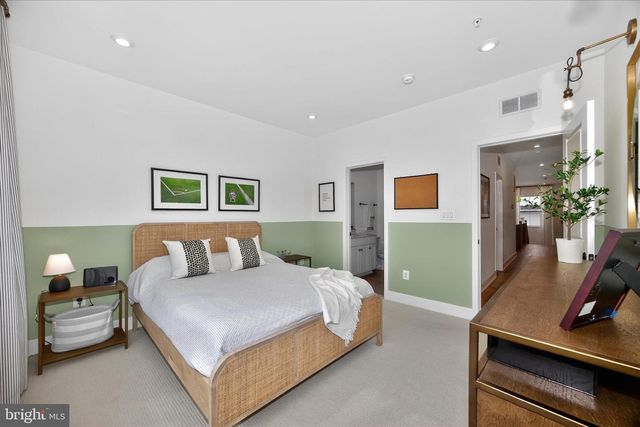 11072 EMERALD CROWN DR, Monrovia, MD 21770