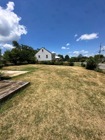 503 Hershberger RD NW, Roanoke, VA 24012
