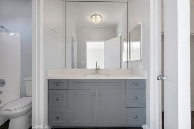 15145 Victory 1, Van Nuys, CA 91411