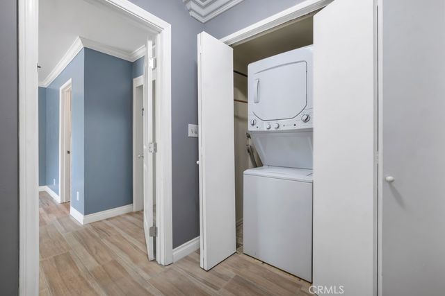 15145 Victory 1, Van Nuys, CA 91411