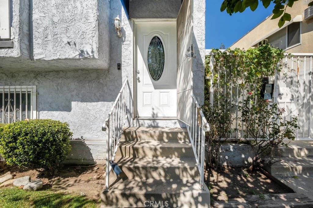 15145 Victory 1, Van Nuys, CA 91411 — photo 2