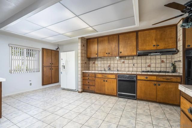 3578 Gaylord Ct, San Diego, CA 92117