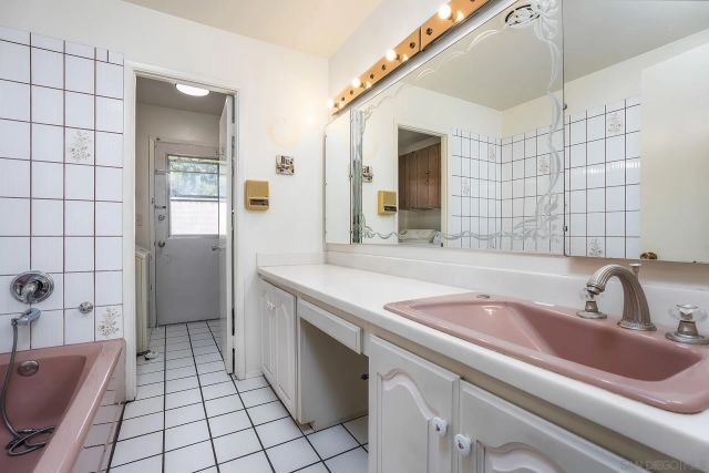 3578 Gaylord Ct, San Diego, CA 92117