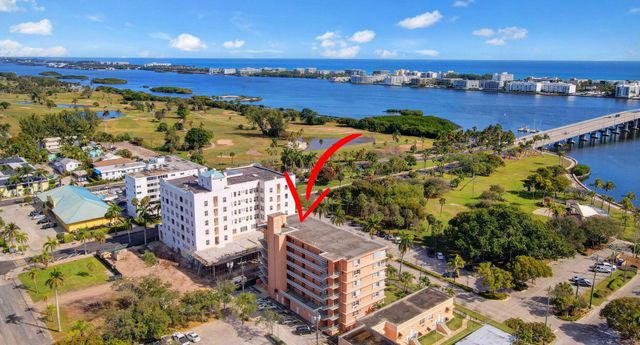 15 S Golfview Road 201, Lake Worth Beach, FL 33460