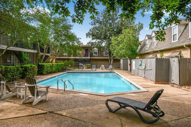 2595 Marilee Lane 1, Houston, TX 77057
