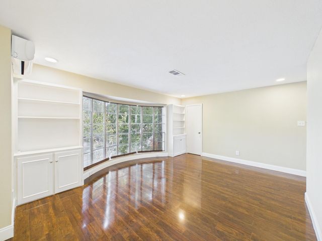 2595 Marilee Lane 1, Houston, TX 77057