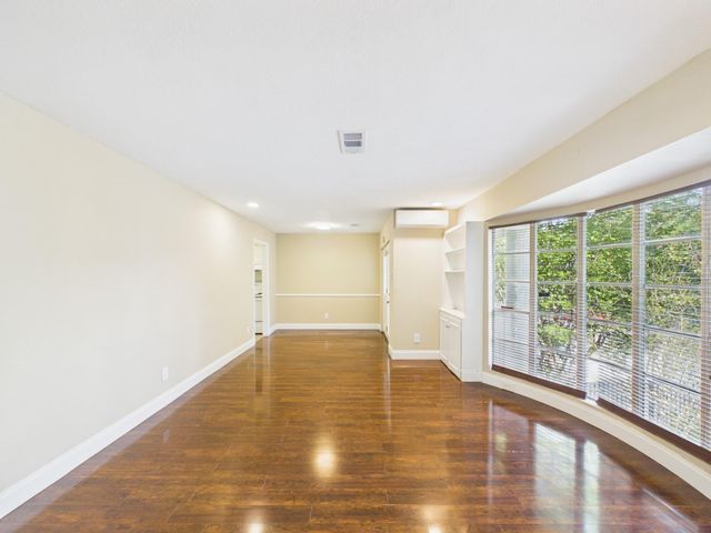2595 Marilee Lane 1, Houston, TX 77057