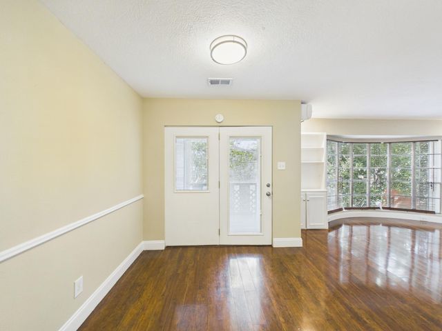 2595 Marilee Lane 1, Houston, TX 77057