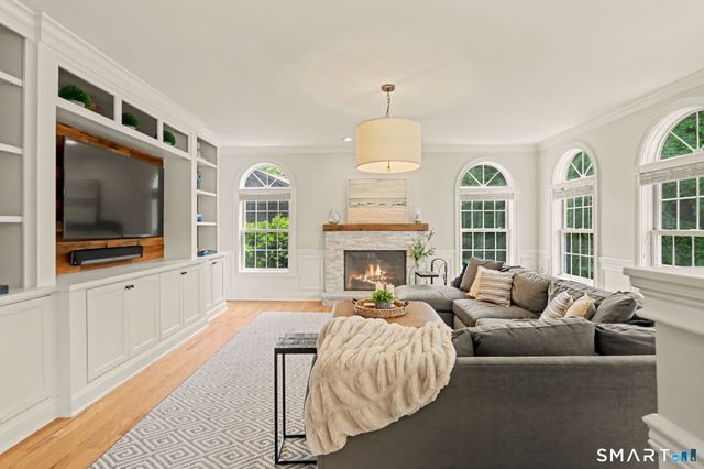 282 Glen Ridge Road, Fairfield, CT 06825