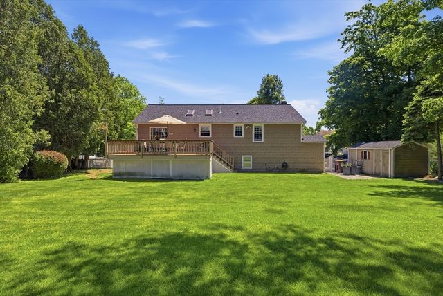22 Lindale Ave, Weymouth, MA 02191