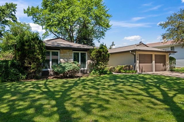 190 S Circle Avenue, Bloomingdale, IL 60108