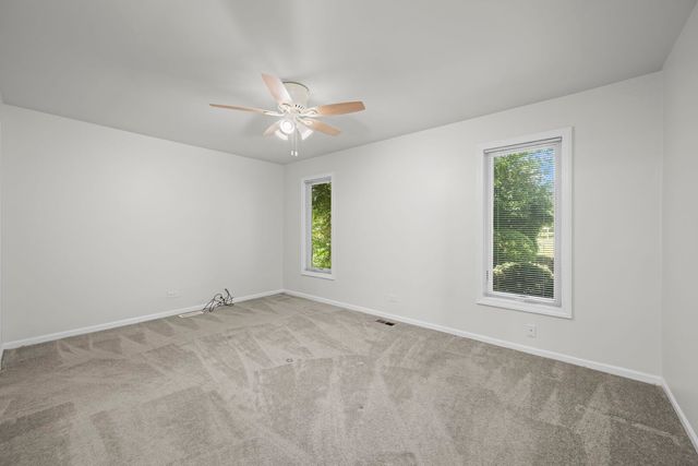 190 S Circle Avenue, Bloomingdale, IL 60108