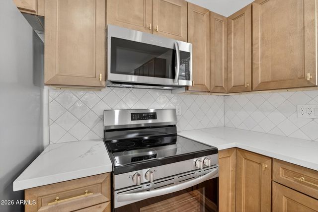 3520 N 85TH Street, Scottsdale, AZ 85251