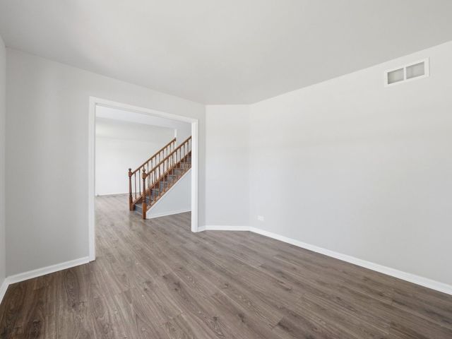 225 Parkside Lane, Oswego, IL 60543