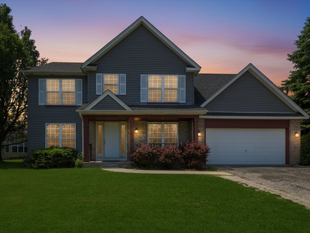 Image 2 of property listing at 225 Parkside Lane, Oswego, IL 60543