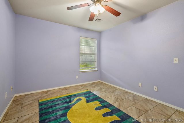 2405 S Willow Avenue, Broken Arrow, OK 74012