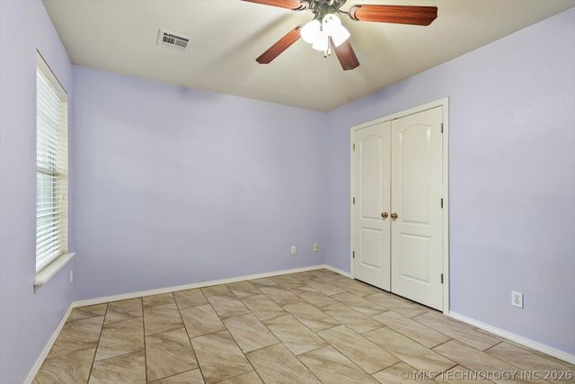 2405 S Willow Avenue, Broken Arrow, OK 74012