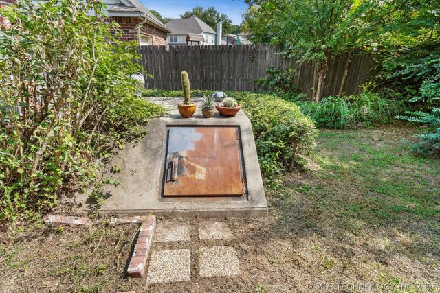 2405 S Willow Avenue, Broken Arrow, OK 74012