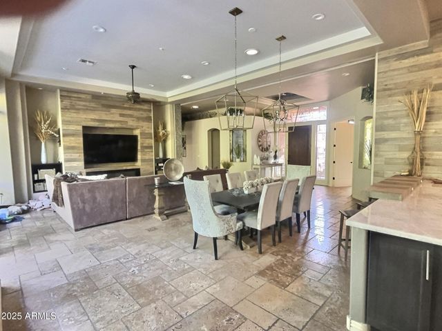 11126 E CANNON Drive, Scottsdale, AZ 85259