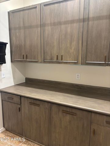 11126 E CANNON Drive, Scottsdale, AZ 85259