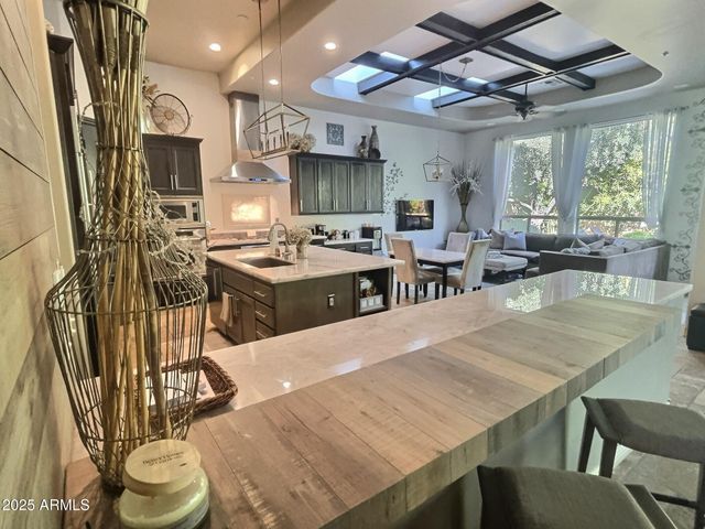 11126 E CANNON Drive, Scottsdale, AZ 85259