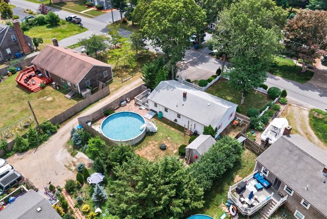 25 Deepwood Drive, Waquoit, MA 02536