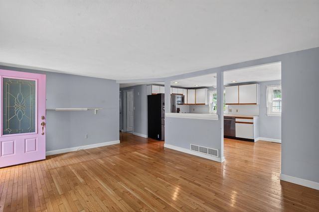 25 Deepwood Drive, Waquoit, MA 02536