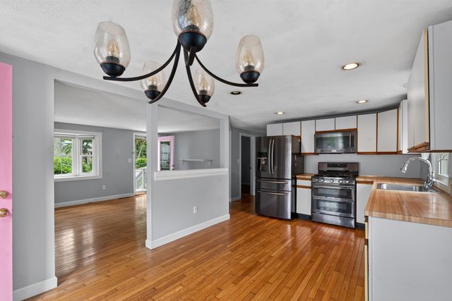 25 Deepwood Drive, Waquoit, MA 02536