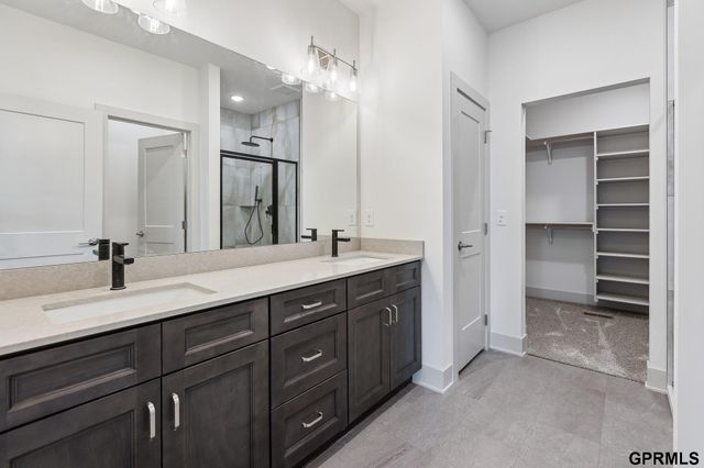 21108 Hartman Avenue, Elkhorn, NE 68022