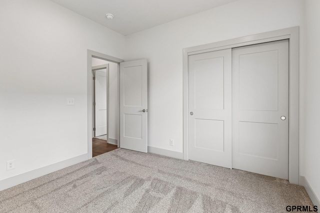 21108 Hartman Avenue, Elkhorn, NE 68022