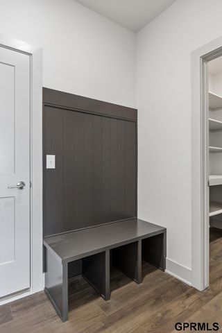 21108 Hartman Avenue, Elkhorn, NE 68022