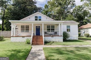 606 Bryan Avenue, Union Point, GA 30669
