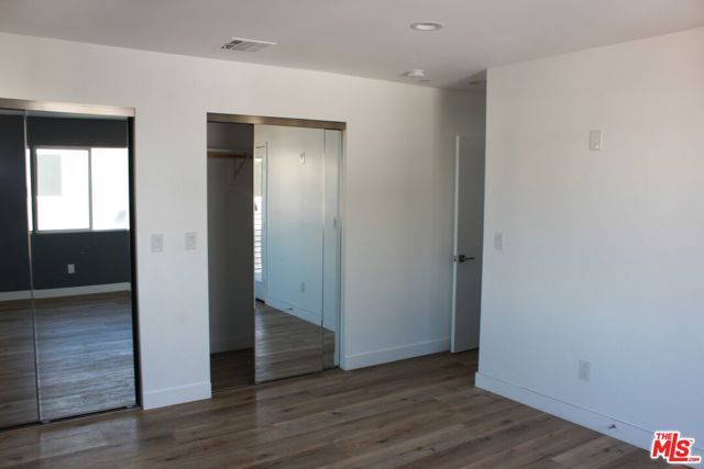 1552 Winona Boulevard, Los Angeles, CA 90027