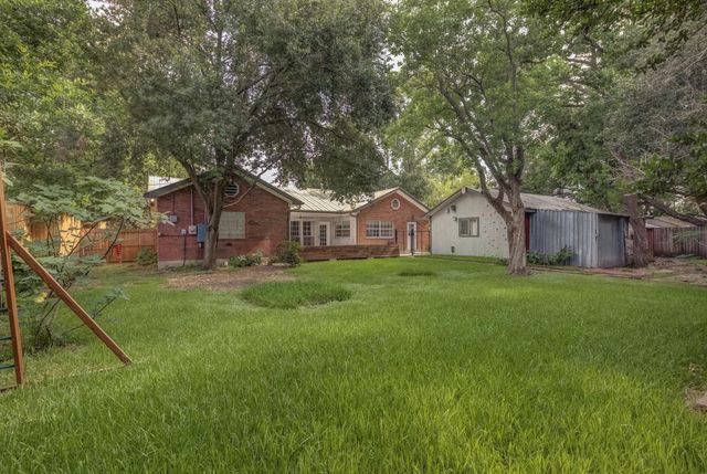 9010 Carousel Lane, Houston, TX 77080