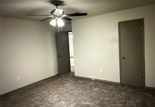 1306 Berry Drive, Cleburne, TX 76033